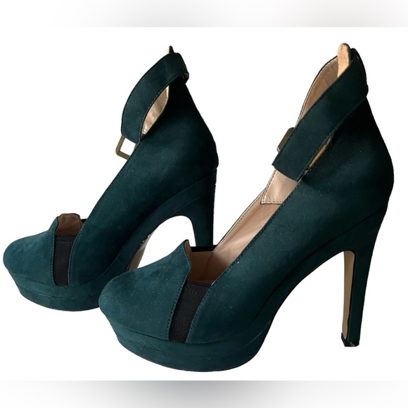 NY&Co Eva Mendes Velvet Pumps- Sz 7 - Picture 11 of 11